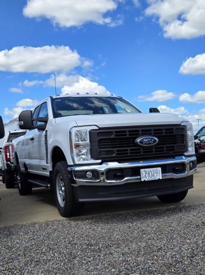 2024 Ford F-350 | Thumbnail Photo 1 of 10