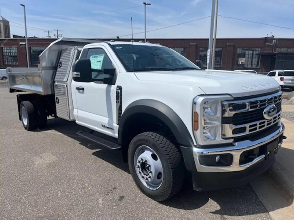2024 Ford F-450 | Photo 1 of 7